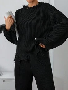 EURMUSE Due pezzi di set lavorato a maglia consumato, con maglione a spalle scoperte con orlo sfilacciato e pantaloni a zampa larga con costine in nero - nero - Visualizzare 3