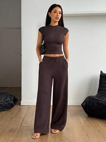 SHEIN PETITE 女士夏季纯色立领褶皱上衣裤套装（2件套），休闲女装，运动服，女士夏季服装，女士夏季休闲套装，棕色两件套，女士两件裤装，女士休闲两件套，舒适两件套，棕色裤装，女士棕色裤装两件套 - 棕色 - 查看 9