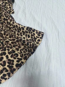 Sweetra Áo cánh tay ngắn ôm sát, cổ chữ V, khoét eo, thời trang công sở cho nữ Áo sơ mi nữ - Nhiều màu - Xem 3