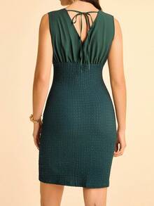 SHEIN Unity Women's Tropical Deep Green Textured Elastic Bubble Fabric Sleeveless Dress - Green - View 2