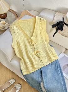 SHEIN Unity 可爱休闲百搭女士黄色V领纹理针织蝴蝶结无袖毛衣背心 - 黃色 - 查看 2