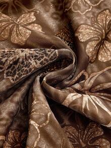 ROMWE J-Fashion Y2K Vacation 夏威夷海豚与芙蓉豹纹串珠网眼露背上衣 - 棕色 - 查看 4