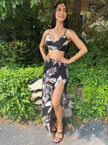 Carolina Barros Summer Beach Tropical Floral Print Cami Top & Shigh Plit Thigh Skirt Summer Women Beach Two Pieces Set - Multicolor - View 4