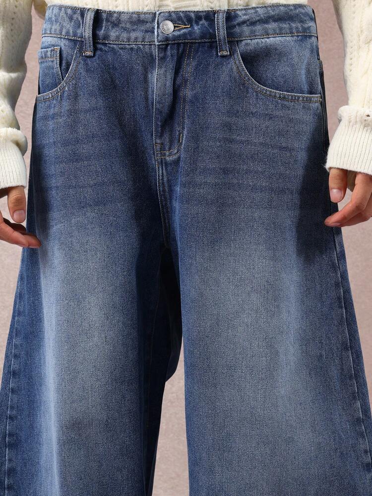 Wide Leg Denim Jeans With Relaxed Fit