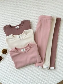 SHEIN 6 件套女婴舒适秋冬套装，包括圆领长袖上衣、字母装饰踝袖裤、柔软亲肤保暖内衣、睡衣套装