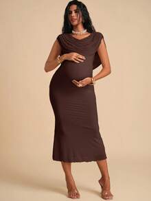 MaterniChic 孕妇纯色垂坠领合身优雅无袖连衣裙 - 棕色 - 查看 1
