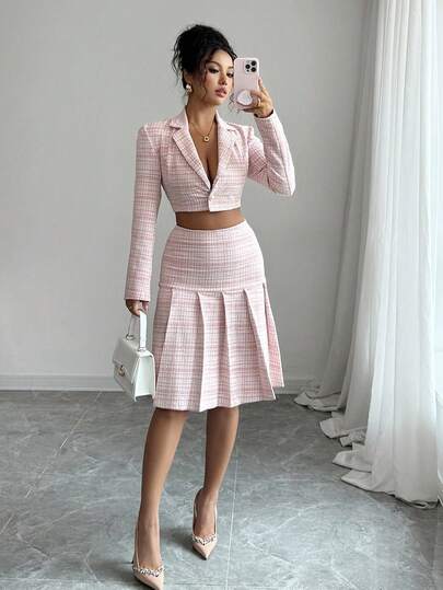 Elenzga بدلة نسائية مكونة من جاكيت قصير مُحبك بنمط مربعات وتنورة A-line مطوية، أنيقة وفاتنة