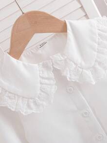 SHEIN Blusa de manga larga con cuello Peter Pan y adorno de encaje, de estilo sencillo y elegante, para niña bebé, adecuada para la escuela y el uso diario