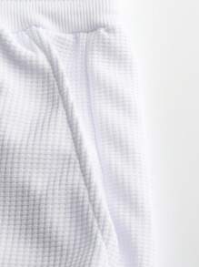Manfinity Homme Bộ áo thun nam cổ tròn tay ngắn kèm quần túi màu trắng - trắng - Xem 4