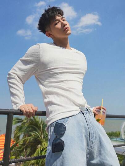 DAZY Men Round Neck White Long Sleeve Tee Shirt, For Fall