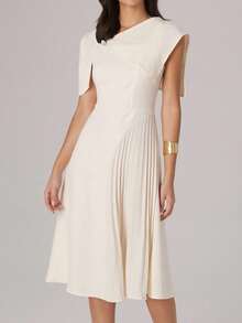 Modelyn Asymmetric Pleated Design Flared Dress, French Chic Niche Style, Apricot Color - Apricot - View 3