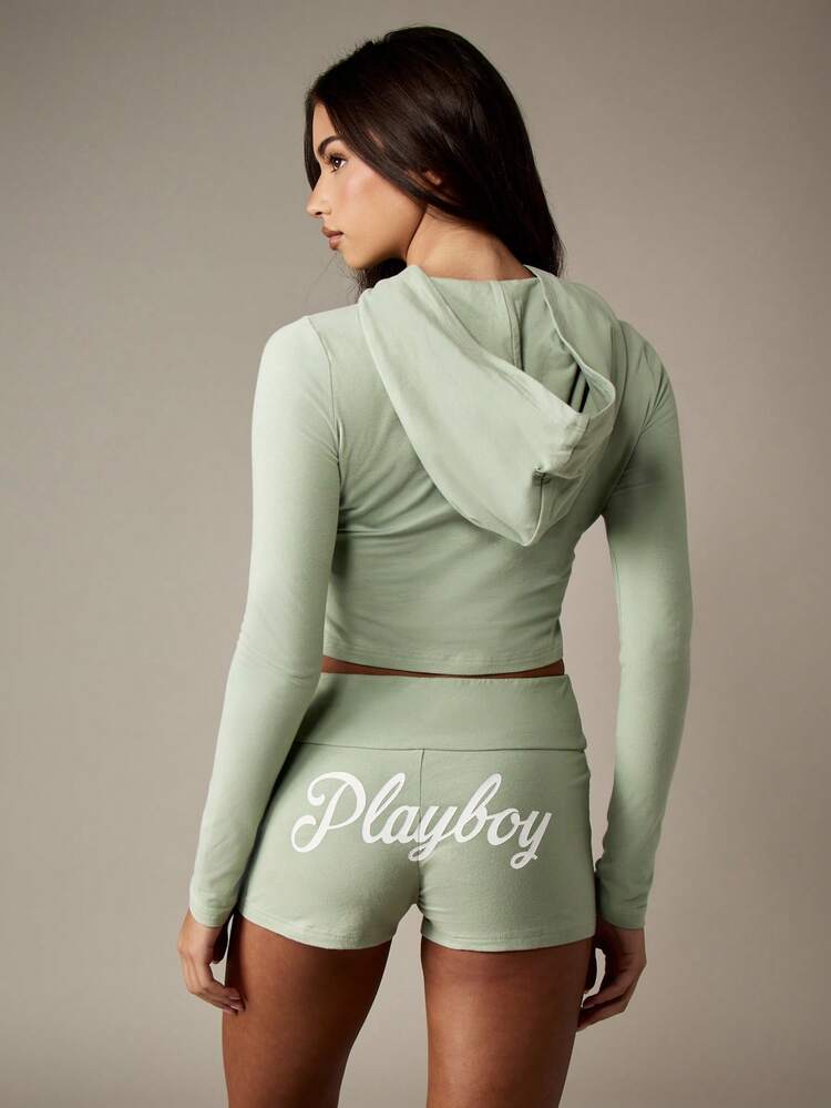 Missguided x Playboy 크롭 지퍼업 후드 티셔츠와 핫팬츠 세트