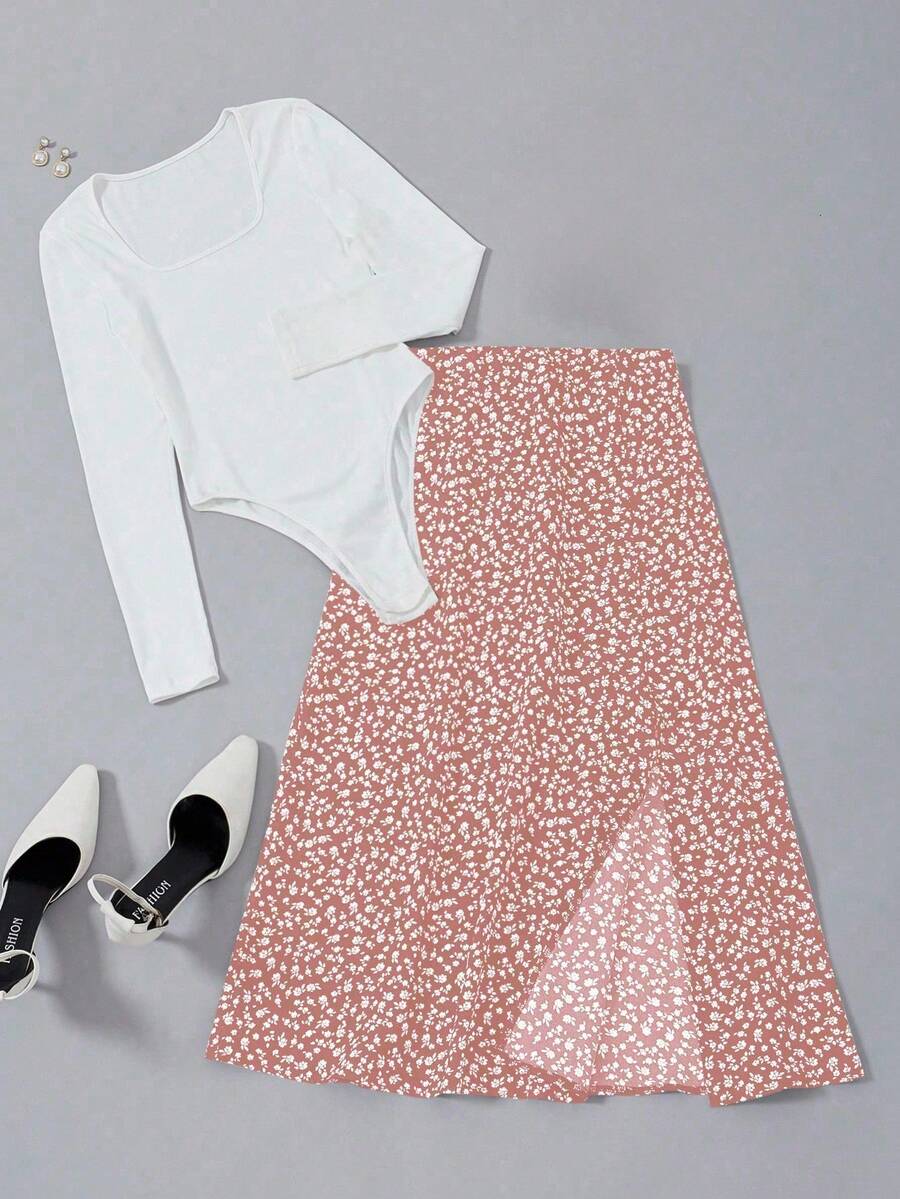 Chiquease 長袖連身衣和小花紋分叉半身裙