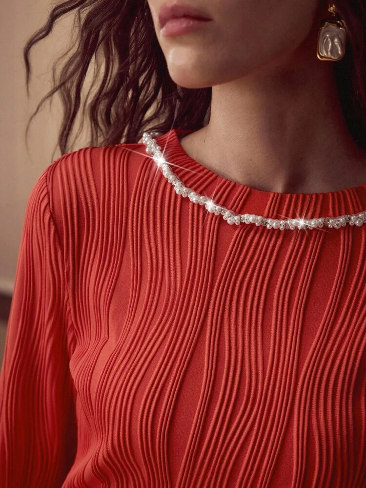 FAUX PEARL TRIM SLIM FIT T-SHIRT