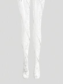 MOTF PREMIUM DISTRESSED WHITE HERRINGBONE VINE LACE FISHNET SOCKS - White - View 4