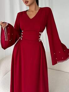 Al Najma 女式秋冬针织闪亮绒球撞色系带长袖修身A字派对连衣裙 - 紅色 - 查看 1