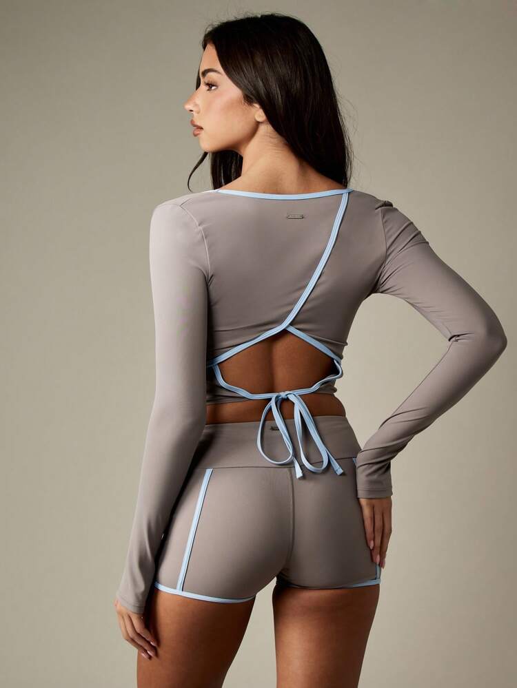 Missguided x Playboy Pantaloncini da ciclismo atletici, vita alta, lunghezza corta, aderenti, assorbenti l'umidità, con logo a coniglio, compressione performante, pantaloncini da allenamento, yoga, corsa, strato base per donna