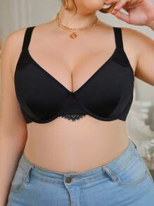 SHEIN Plus Size Women Sexy Lace Patchwork Solid Color Lingerie Bra, Black