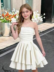 SHEIN Serisse Kids Tween Girl 纹理荷叶边蝴蝶结分层蛋糕裙连衣裙，优雅无袖收腰连衣裙，白色，法式童话风格公主裙，适合生日派对、毕业舞会、情人节 - 白色 - 查看 1