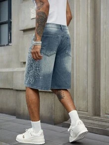 ROMWE MEN Street Life Men's Loose Fit Rhinestone Embellished Denim Shorts - Light Wash - View 3