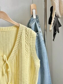 SHEIN Unity 可爱休闲百搭女士黄色V领纹理针织蝴蝶结无袖毛衣背心 - 黃色 - 查看 4