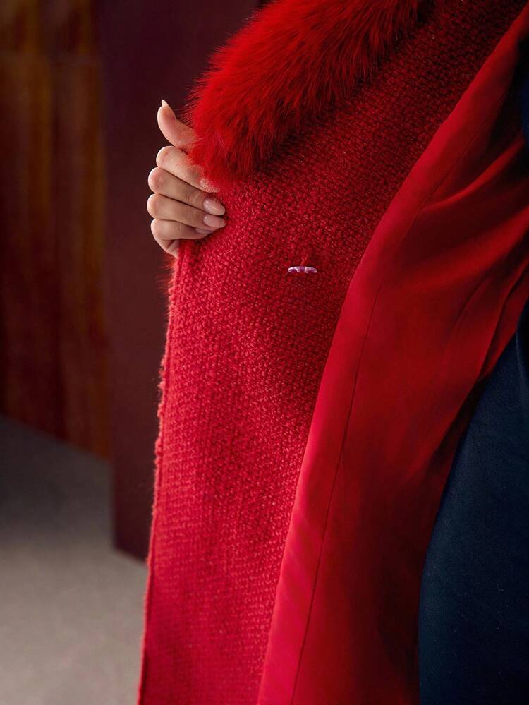 ABRIGO LARGO CON CUELLO DE LANA Y CINTURA ANUDADA, OTOÑO/INVIERNO