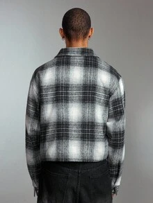 ROMWE MEN Street Life Sobretudo xadrez curto bordado cruzado masculino, corte solto, outono inverno - Preto e Branco - Ver 7