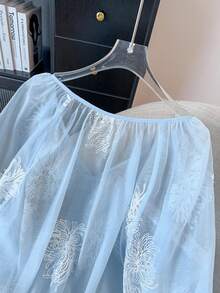 GlowEve CURVE Áo sơ mi thêu hoa thường ngày/công sở cỡ lớn - Màu xanh lam - Xem 3