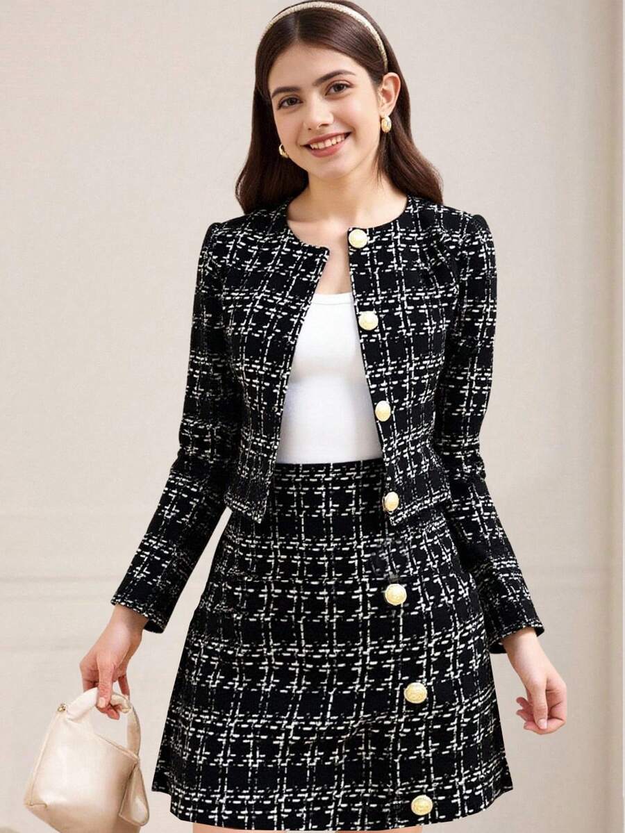 SHEIN Teen Girl Casual Minimalist Comfortable Round Neck Cardigan And Skirt Set