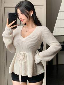 DAZY Women's Solid Color Elegant Commuter Ruffled Splice Drawstring Tie Waist V-Neck Floral Splice Pullover Knit Sweater, Long Sleeve, Autumn/Winter - Beige - View 2