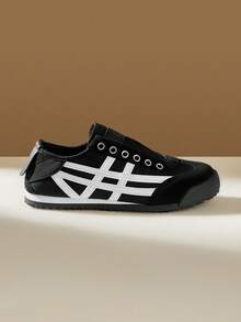 CUCCOO EASI 舒适平底女式休闲运动鞋，适合日常穿着 - 黑與白 - 查看 3