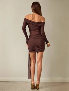 SHEIN BAE Robe moulante mini semi-transparente à manches longues et à taille nouée, en marron et kaki. Convient pour les sorties quotidiennes, les fêtes, les tenues élégantes pour femmes. Idéale pour les cocktails, les rendez-vous romantiques, les soirées et les cérémonies, les robes de demoiselle d'honneur, les robes de soirée. - Tabac - Voir 2