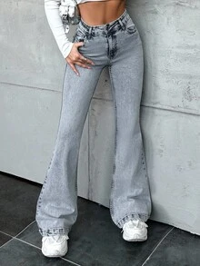 EURMUSE Women's Front Button Pocket Simple Design Jeans, Casual Everyday Wear - Baby Blue - View 6