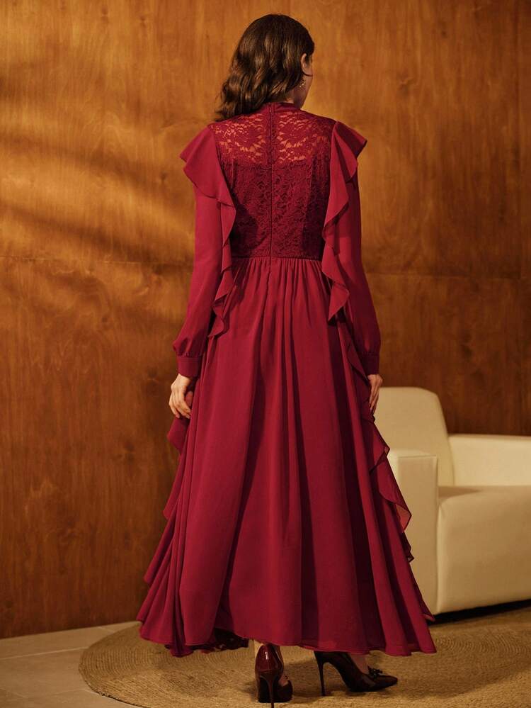Women's Elegant Lace Patchwork Round Neck Maxi Dress