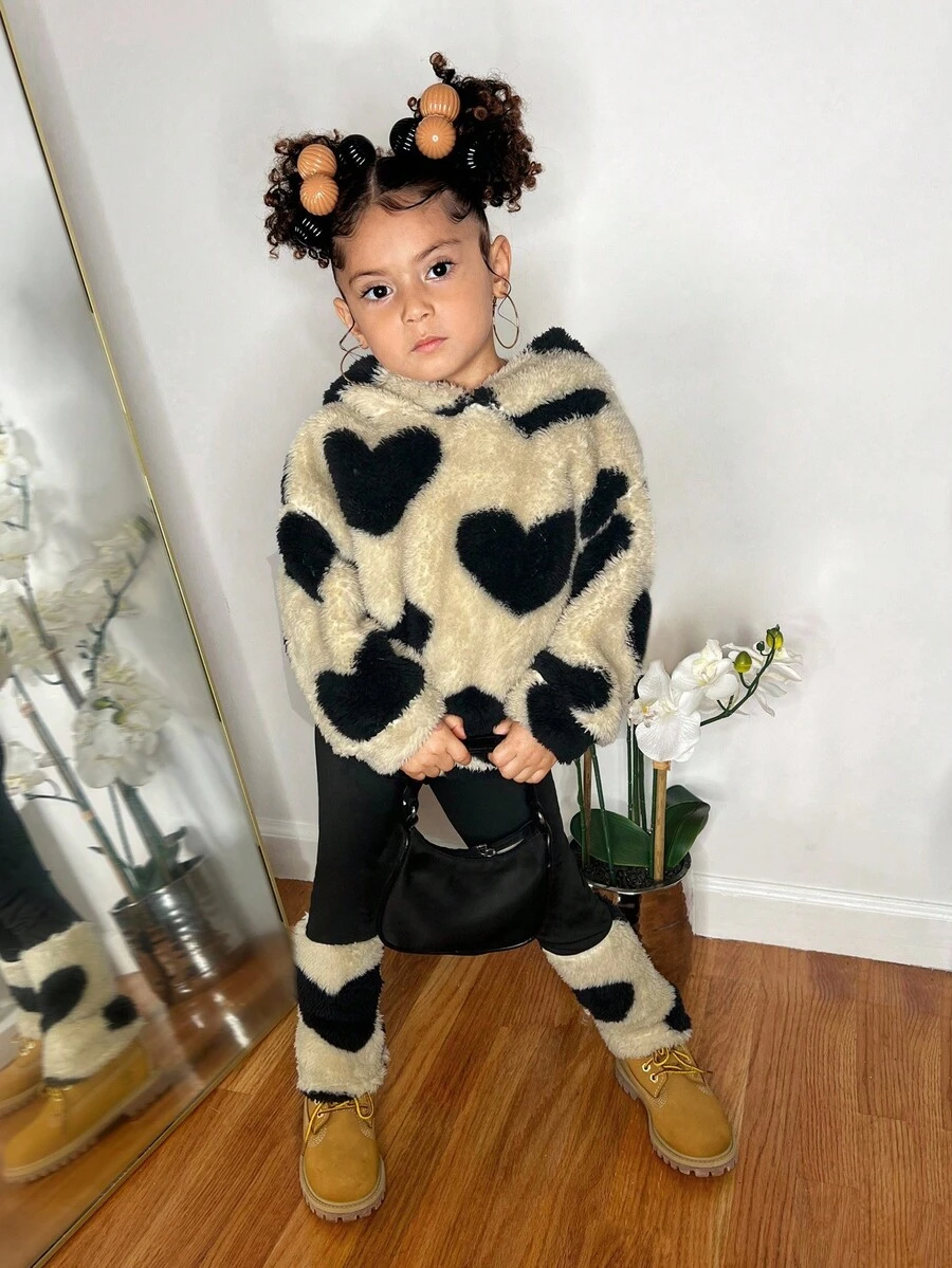 SHEIN Young Girl Young Girls Heart Print Hoodie Sweatshirt & Knit Autumn Pants 2 Piece Outfit,Fleece Long Sleeve Pullover & Leggings Set,Winter, Matching - Black - View 1