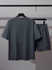 Manfinity Homme 男士户外休闲运动套装，短袖 T 恤和短裤，2 件 - 灰色 - 查看 2