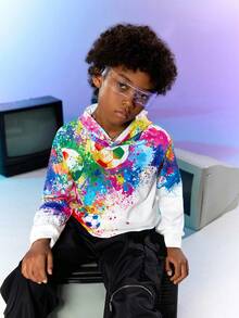 SHEIN Fantacosmos 青少年男孩休闲街头涂鸦足球印花连帽衫