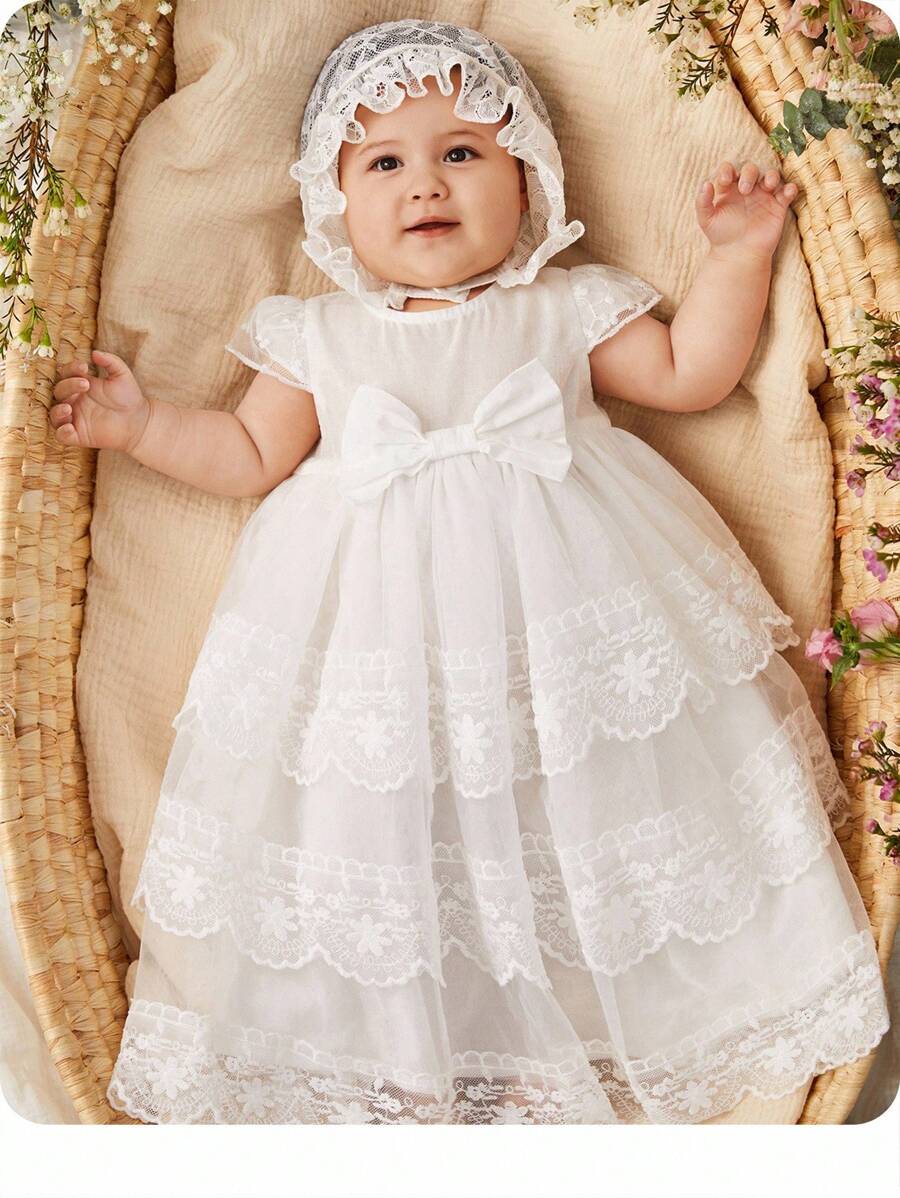 SHEIN 新生兒女寶寶優雅風格短袖網眼蕾絲裙配帽,2件/套 - 白色 - 查看 1