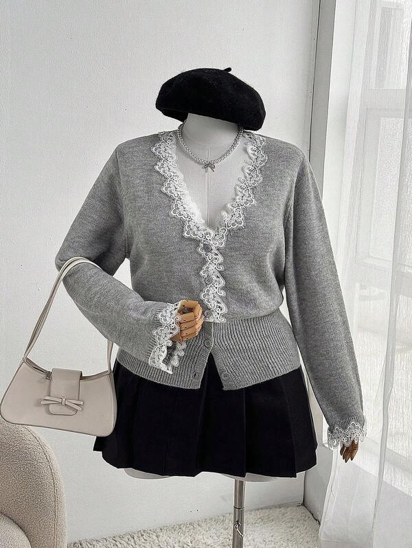 Ceyna Cardigan tricoté élégant avec boutons en dentelle, couleur unie, grande taille pour femmes