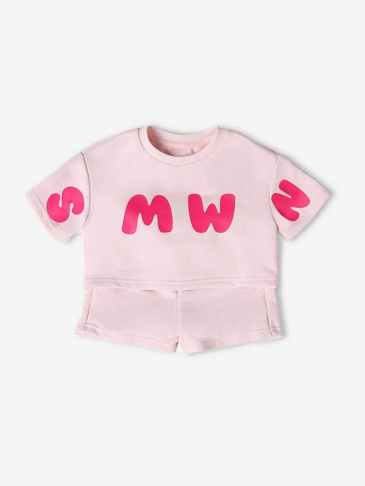 Zusammenpassendes Set aus Crop-Top und Shorts mit Logo-Print