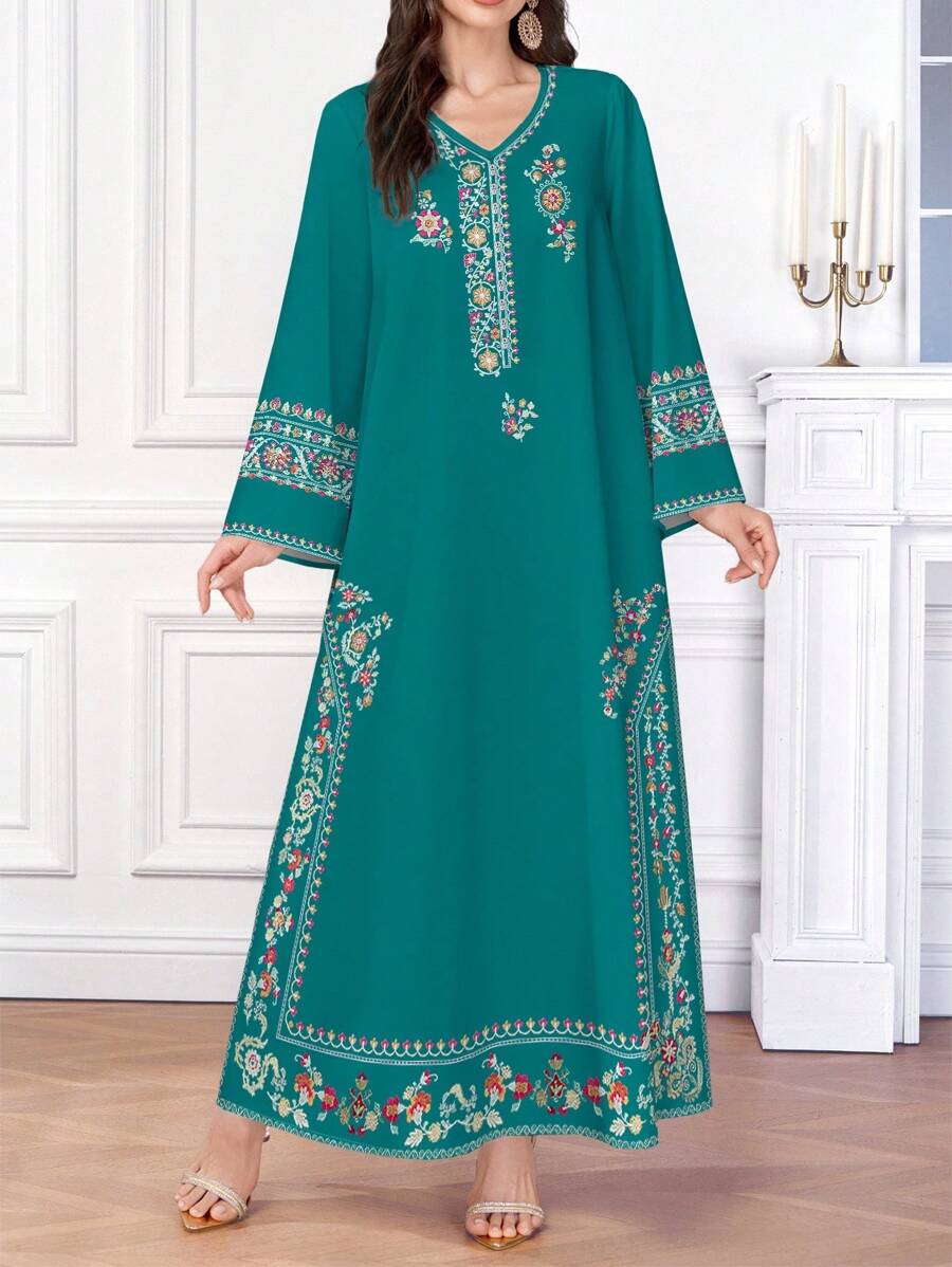 SHEIN Najma 加大码花卉印花阿拉伯风格连衣裙，适合春秋季节