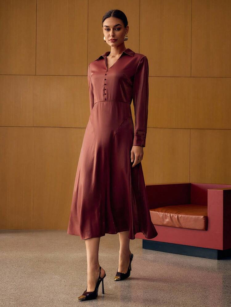 SLIM FIT ZIPPER DRESS