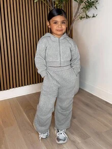 年轻女孩休闲温暖灰色针织连帽运动衫运动衫和抽绳运动裤套装