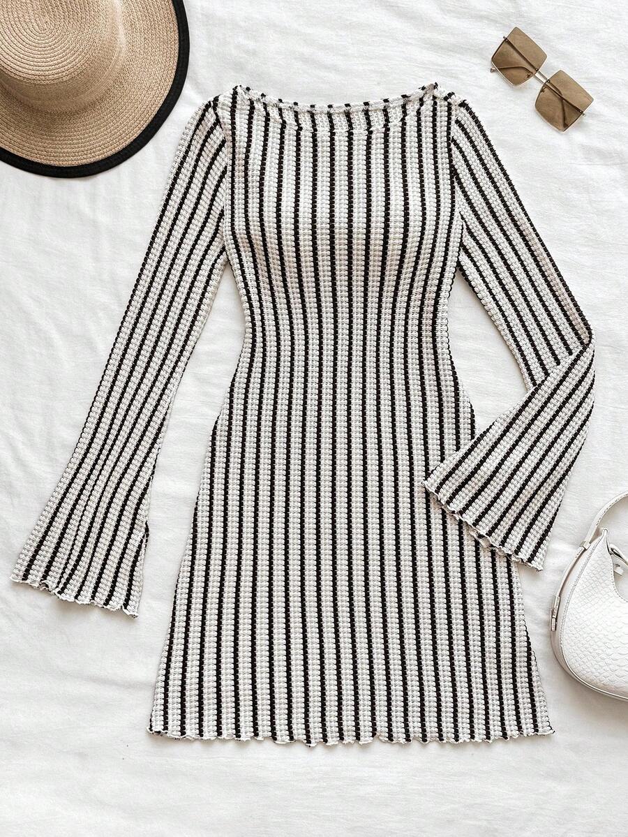 少女针织条纹提花圆领喇叭袖修身优雅连衣裙 - 彩色 - 查看 1