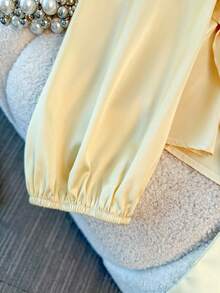 GlowEve CURVE 大码优雅端庄裹身缎面衬衫 - 黃色 - 查看 7