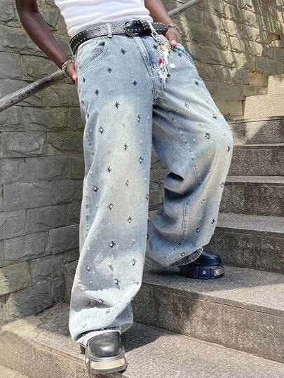 Street Life Jeans en denim délavé décontracté pour hommes avec rivets, décoration de perles et broderie