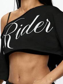 SUMWON Camiseta básica casual de verano de manga corta con diseño de letra de estilo urbano y estampado de texto para mujer de talla grande, con hombros descubiertos y corte cropped