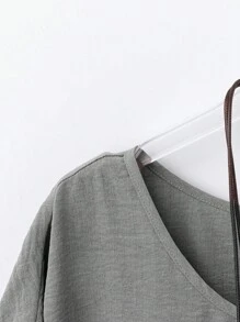 EMERY ROSE 大码印花休闲优雅圆领落肩衬衫 - 灰色 - 查看 3