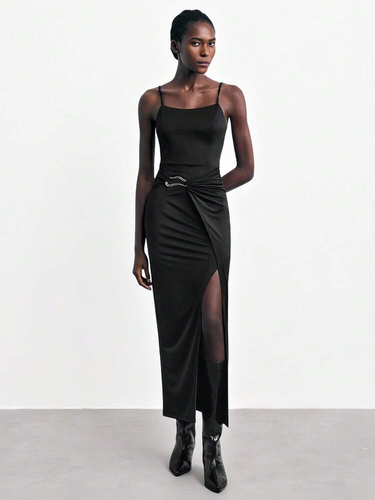 SHEIN Maija 2025 Elegant Metal Decor Spaghetti Strap Fitted Long Black Dress, Suitable For Early Autumn Back To School, Party, Campus Dance Slit Dress Long Bodycon Dress Split Thigh Dress Black Midi Dress Black Maxi Dress