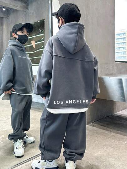 SHEIN 青少年男孩休闲韩版宽松字母印花长袖连帽衫和松紧腰裤套装，适合秋季/春季、户外玩耍、学校、街头风格、派对和休闲